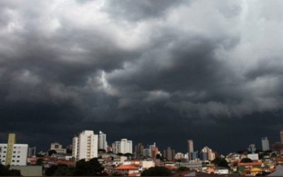 Vitoria-da-Conquista-chuva